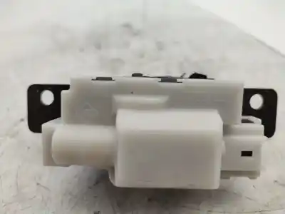 Second-hand car spare part trunk lock for renault clio iii exception oem iam references   