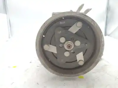 Peça sobressalente para automóvel em segunda mão compressor de ar condicionado a/a a/c por renault clio iii exception referências oem iam 8200578856  