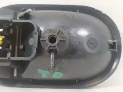Second-hand car spare part interior right rear handle for renault clio iii exception oem iam references 310580  