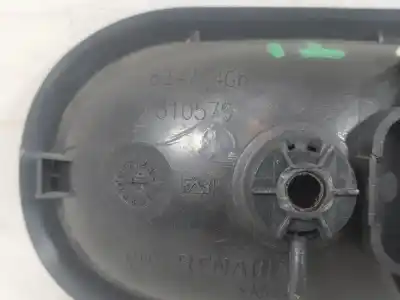 Second-hand car spare part interior left rear handle for renault clio iii exception oem iam references 310579  