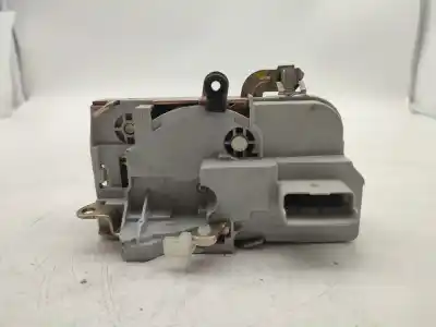 Pezzo di ricambio per auto di seconda mano serratura porta anteriore destra per peugeot partner (s2) combi plus riferimenti oem iam 