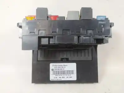 Gebrauchtes Autoersatzteil relais sicherungskasten multifunktionsrelais zum mercedes-benz clase c (w203) berlina 2.0 compresor cat oem-iam-referenzen 2035452801  