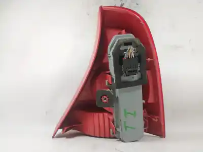 Second-hand car spare part left tailgate light for renault clio ii fase ii (b/cb0) authentique oem iam references 8200071413  