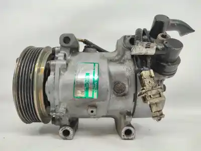 Pièce détachée automobile d'occasion COMPRESSEUR DE CLIMATISATION pour CITROEN XSARA PICASSO  Références OEM IAM SD6V121421  