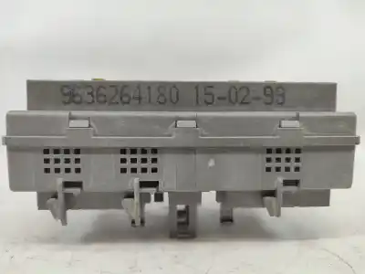 Pièce détachée automobile d'occasion boîtes à fusibles pour peugeot 306 berlina 3/4/5 puertas (s2) boulebard références oem iam 9636264180  