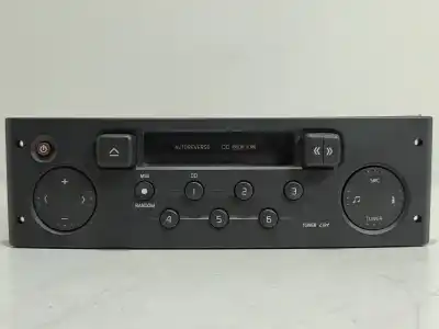 Second-hand car spare part AUDIO SYSTEM / RADIO CD for RENAULT CLIO II FASE II (B/CB0)  OEM IAM references 8200057673  
