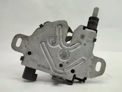 Recambio de automóvil de segunda mano de CERRADURA CAPOT para FORD FOCUS BERLINA (CAP)  referencias OEM IAM 3M5116700  