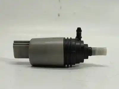 Pièce détachée automobile d'occasion pompe d'eau de nettoyage du pare brise pour bmw serie 1 berlina (e81/e87) 118d références oem iam 23557610  