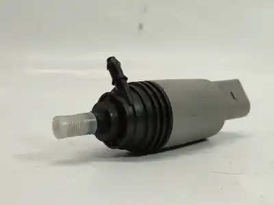 Pièce détachée automobile d'occasion pompe d'eau de nettoyage du pare brise pour bmw serie 1 berlina (e81/e87) 118d références oem iam 23557610  