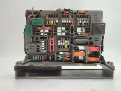 Second-hand car spare part fuse box unit for bmw serie 1 berlina (e81/e87) 118d oem iam references 911944502