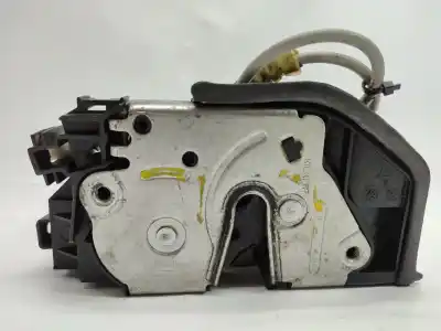 Second-hand car spare part LEFT FRONT DOOR LOCK for BMW SERIE 1 BERLINA (E81/E87)  OEM IAM references 7202149  