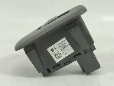Peça sobressalente para automóvel em segunda mão botão / interruptor elevador vidro traseiro direito por citroen c3 exclusive referências oem iam 96637535xt  