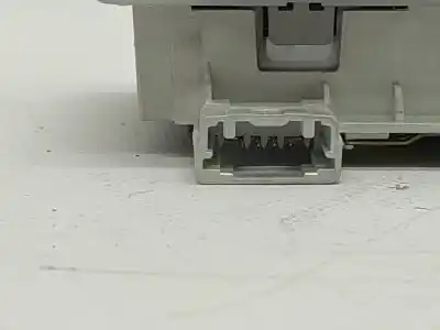 Second-hand car spare part interior light for renault laguna iii authentique oem iam references   