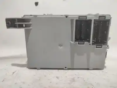 Peça sobressalente para automóvel em segunda mão caixa de fusíveis e relés por peugeot bipper básico referências oem iam 01364889080