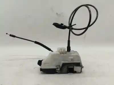 Second-hand car spare part left front door lock for renault twingo authentique oem iam references   