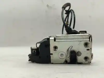 Peça sobressalente para automóvel em segunda mão fechadura da porta dianteira direita por renault twingo authentique referências oem iam 