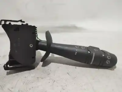 Peça sobressalente para automóvel em segunda mão comutador de limpa vidros por renault twingo authentique referências oem iam 