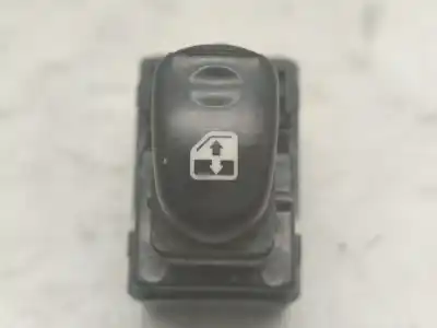 Pezzo di ricambio per auto di seconda mano comando alzacristalli posteriori destro per hyundai accent (lc) gl 4p riferimenti oem iam 