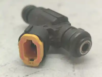 Pezzo di ricambio per auto di seconda mano iniettore per hyundai accent (lc) gl 4p riferimenti oem iam 3531022600