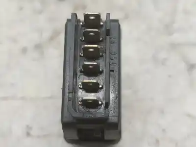 Second-hand car spare part rear right power window switch for renault scenic (ja..) 2.0 16v dynamique oem iam references   