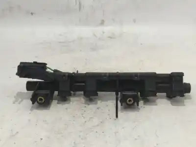 Автозапчастина б/у рампа инжектора для renault clio ii fase i (b/cbo) 1.2 посилання на oem iam 7700114546  