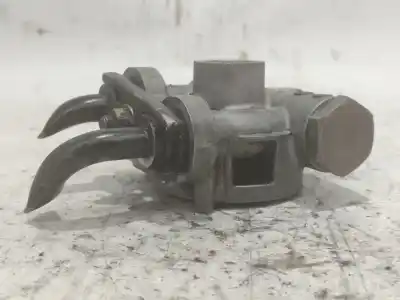 Peça sobressalente para automóvel em segunda mão suporte do filtro de óleo por renault laguna (b56) 2.2 dt rxe referências oem iam 7700101144