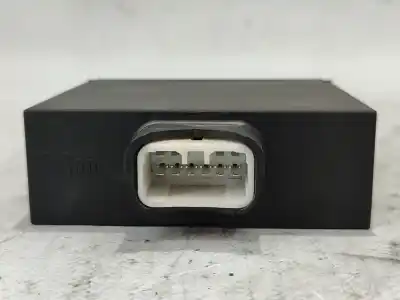 Peça sobressalente para automóvel em segunda mão módulo electrónico do fecho central por peugeot 107 básico referências oem iam 736773a