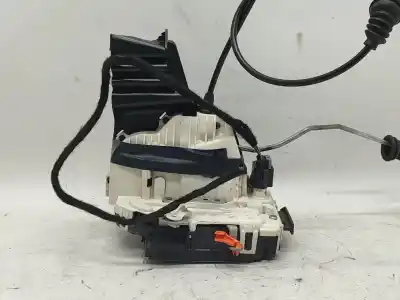 Second-hand car spare part left front door lock for dodge journey se oem iam references p04589692aa  