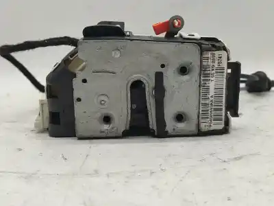 Second-hand car spare part left front door lock for dodge journey se oem iam references p04589692aa  