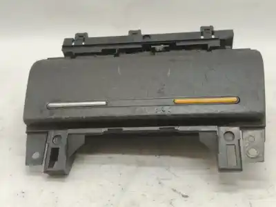 Pièce détachée automobile d'occasion CENDRIER pour AUDI A4 BERLINA (8E)  Références OEM IAM 8E0857951F  