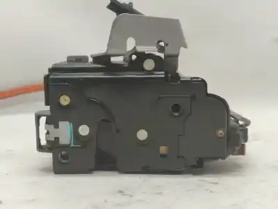 Peça sobressalente para automóvel em segunda mão fechadura da porta traseira esquerda por audi a4 berlina (8e) 1.9 tdi (96kw) referências oem iam 
