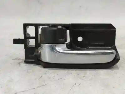 Second-hand car spare part interior left front handle for toyota corolla (e12) 2.0 d-4d linea sol berlina oem iam references 