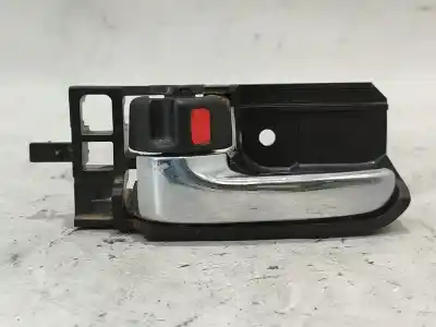 Second-hand car spare part interior left rear handle for toyota corolla (e12) 2.0 d-4d linea sol berlina oem iam references 