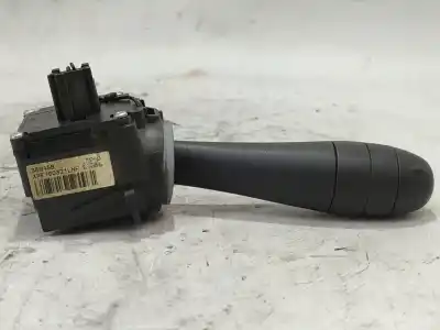 Peça sobressalente para automóvel em segunda mão comutador de limpa vidros por mg serie 75 (rj) 2.0 cdt classic referências oem iam xpe100321lnf