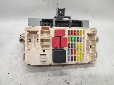 Peça sobressalente para automóvel em segunda mão caixa de fusíveis e relés por fiat stilo (192) 1.6 16v referências oem iam 51755127