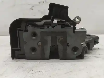 Peça sobressalente para automóvel em segunda mão fechadura da porta dianteira direita por ford focus berlina (cap) ambiente (d) referências oem iam 924033000