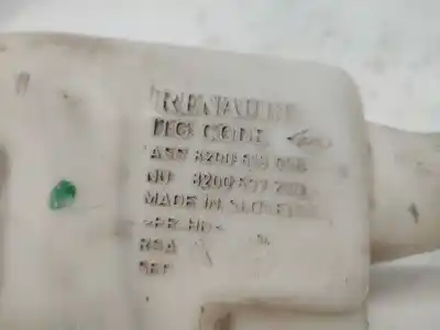 Second-hand car spare part windscreen washer bottle for renault twingo authentique oem iam references 8200619096  