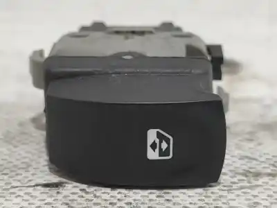 Peça sobressalente para automóvel em segunda mão botão / interruptor elevador vidro dianteiro direito por renault twingo authentique referências oem iam   