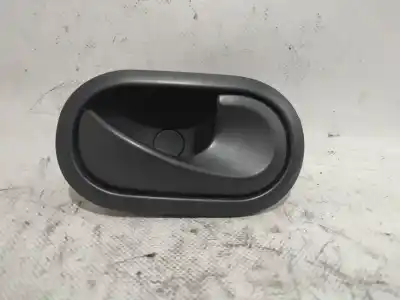 Peça sobressalente para automóvel em segunda mão puxador interior dianteiro direito por renault twingo authentique referências oem iam 5005500006