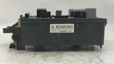 Peça sobressalente para automóvel em segunda mão caixa de fusíveis e relés por opel corsa e business referências oem iam 39068005