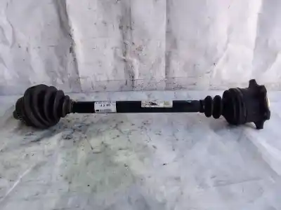 Pezzo di ricambio per auto di seconda mano TRASMISSIONE ANTERIORE DESTRA per VOLKSWAGEN PASSAT BERLINA (3B2)  Riferimenti OEM IAM 8D0407272BQ  