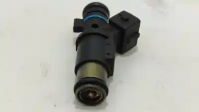 Second-hand car spare part injector for peugeot 206 berlina xs-line oem iam references 01f002a  