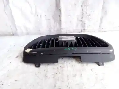 Second-hand car spare part front grille for seat leon (1p1) comfort limited oem iam references   