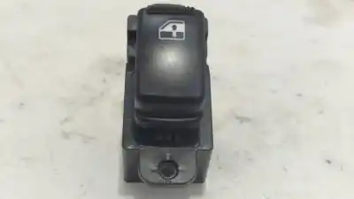 Second-hand car spare part RIGHT FRONT POWER WINDOW SWITCH for KIA RIO  OEM IAM references 621W03620  