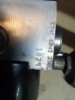 Pezzo di ricambio per auto di seconda mano abs per dodge caliber 2.0 16v crd cat riferimenti oem iam 25020613384  