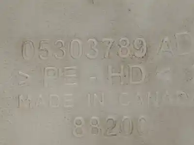 Second-hand car spare part windscreen washer bottle for dodge caliber 2.0 16v crd cat oem iam references 05303789  