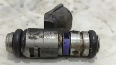 Second-hand car spare part injector for seat leon (1m1) signo oem iam references 