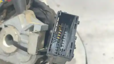 Peça sobressalente para automóvel em segunda mão pré-tensor de airbag esquerdo por renault kangoo profesional referências oem iam   