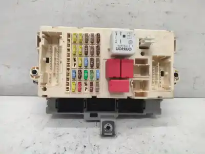 Recambio de automóvil de segunda mano de CAJA RELES / FUSIBLES para FIAT BRAVO (198)  referencias OEM IAM   