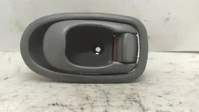 Автозапчастина б/у внутрішня задня права ручка для hyundai lantra ii (j-2) 1.9 d посилання на oem iam 8261329000